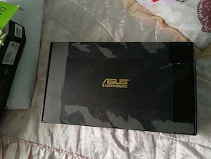 Vând placă video ASUS RTX 2080 SUPER schimb cu jbl party box