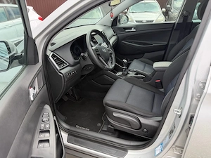Hyundai Tucson - An 2016 - Motor 1.7 CRDI 115cp - 2WD -  Navigatie - Camera Marsarier  - imagine 9