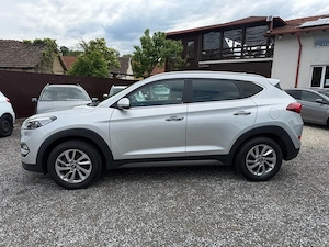 Hyundai Tucson - An 2016 - Motor 1.7 CRDI 115cp - 2WD -  Navigatie - Camera Marsarier  - imagine 3