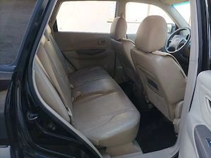 Hyundai Tucson disel an 2007 motor 2000- 140cv 4x4 carlig remorcare cu 205000km - imagine 6