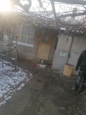 Vand casa in ramnicu sarat strada oborului nr 10  - imagine 3