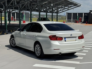 BMW Seria 3 F30 2015 2.0 diesel Efficient Dynamics-Pachet M interior, Scaune sport piele, alb perlat - imagine 3