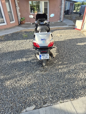 Piaggio MP3  - imagine 2