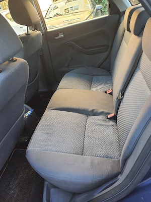 Ford focus 2 hatchback - imagine 5