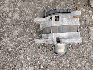 Vând alternator Logan 2023 motor 1000 turbo  - imagine 2