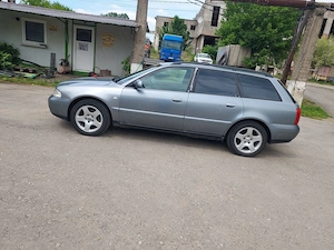 Audi A4 B5 1.9 Tdi an 2000 - imagine 3