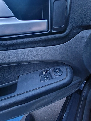 Ford Focus 1.6+ gpl - imagine 8