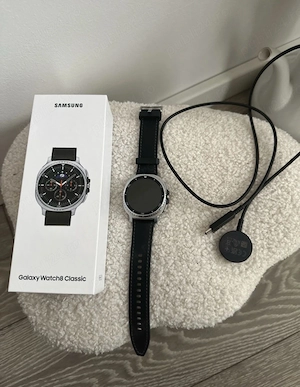 Smartwatch Samsung Galaxy Watch 8 - imagine 2