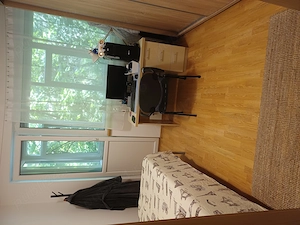 Vind apartament 4 camere Gorjului 