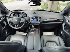 Maseratti Levante Q4 350CP,55000km,panorama,full,TVA deductibil,Euro 6,fara accident,stare perfecta! - imagine 6