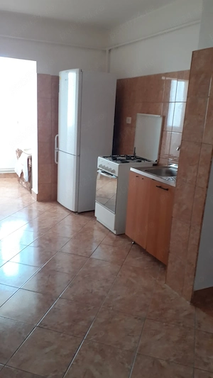 Apartament 2 camere decomandat de inchiriat - imagine 4