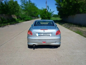 Vând Peugeot 206 cc