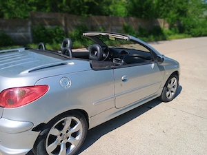 Vând Peugeot 206 cc