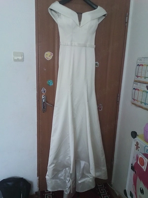 rochie de mireasa