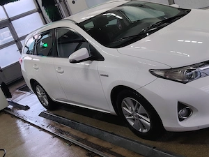 Toyota Auris hibrid  - imagine 2