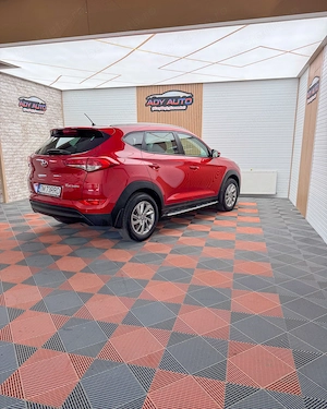 HYUNDAI TUCSON 1,6 BENZINA . Euro 6 . 132 Cp . Vanzare in regim de consignatie .  - imagine 3
