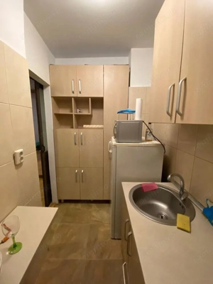 Închiriere Garsonieră transformată în 2 camere, utilată complet, etaj 9 - imagine 4