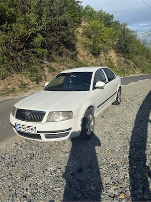 Skoda Superb 2008 1.9tdi 116CP - imagine 2