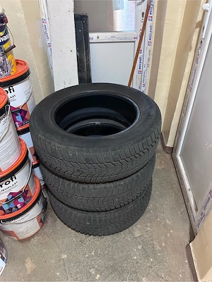 Hankook Iarna 225 60 17 