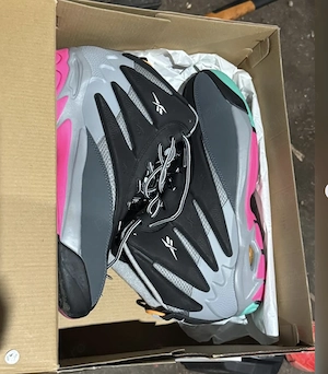 Reebok the Blast marimea 45,5 NOI nepurtati !