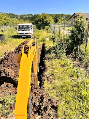 Execuție săpături pentru rețele de apă, canalizare sau fundații
