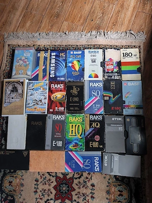 lot de 25 casete video
