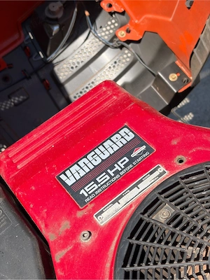 Tractor de gradina tuns iarba Husqvarna 15.5 cai - imagine 3