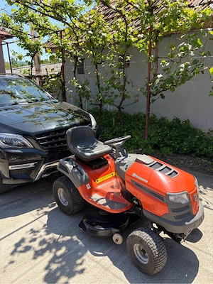 Tractor de gradina tuns iarba Husqvarna 15.5 cai - imagine 5