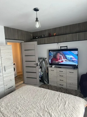 Apartament 3 camere, decomandat, 1 Mai, 80 mp  - imagine 4