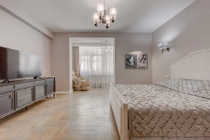 CAROL - EPISCOP CHESARIE, APARTAMENT 250 MP TOTAL, CURTE 250 MP! - imagine 11