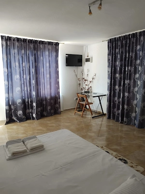 Casa Olga cazare 2MAi - imagine 2