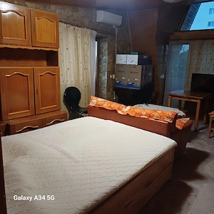 Închiriez,garsonieră și apartament!