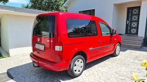 VW Caddy 1.6 benzina 102 cp 2010  - imagine 3