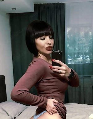 Transexuală perversă  choke me fantezistă,caut dotați Bangaranga big+placere virtuală non stop