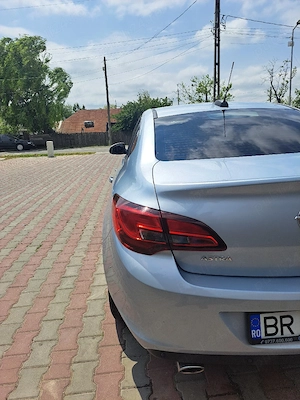 Opel Astra J 2017, Turbo 6+1 manual - imagine 3