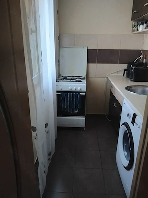 Vand apartament Craiovita Nouă - imagine 3