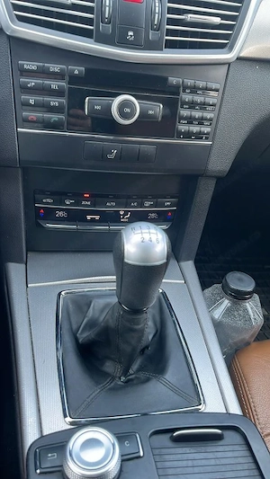 Mercedes Benz clasa E 200 diesel 2010 - imagine 4