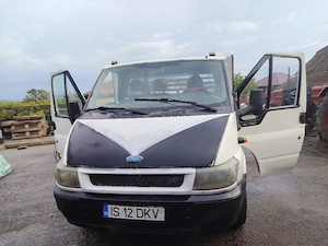 Vând Ford transit