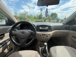 Hyundai Accent 1.5 CRDI - imagine 4