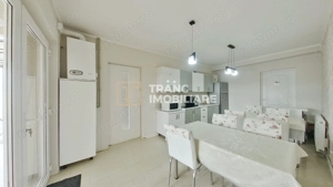 Casă generoasă cu 11 camere + spațiu comercial inclus | Calea Radnei - imagine 8