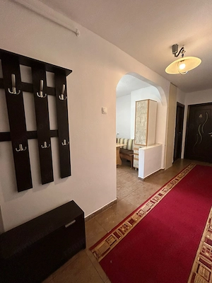 Închiriez apartament 2 camere  confort 1 decomandat în Centru - imagine 10