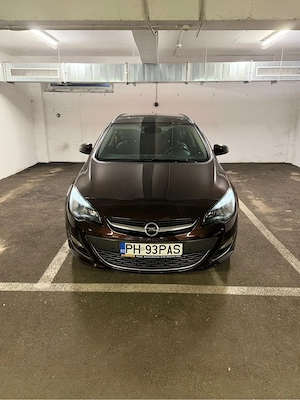 Opel Astra J Sports Tourer - imagine 5