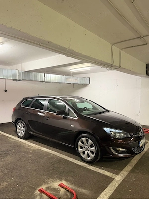 Opel Astra J Sports Tourer - imagine 3
