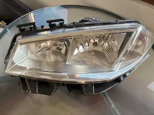 vand far partea stanga-sofer pentru renault megane II - imagine 2