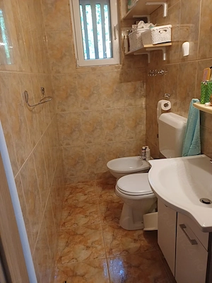 Vind apartament semidecomandat 4 camere Gorjului  - imagine 4