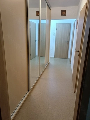 Vind apartament semidecomandat 4 camere Gorjului  - imagine 5