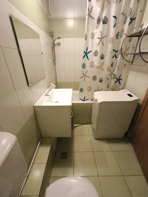 Inchiriez garsoniera spatioasa in Piata Muncii, la gura de metrou - imagine 6