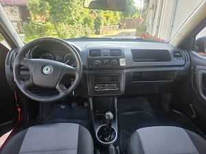 Skoda Fabia 2 2009-Prim proprietar din Reprezentanta  RO .Eco.12 benzina .150000km - imagine 6