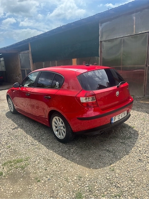 Vand bmw seria 1 an 2006 145 de mii de km