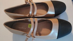 Pantofi damă  noi 39